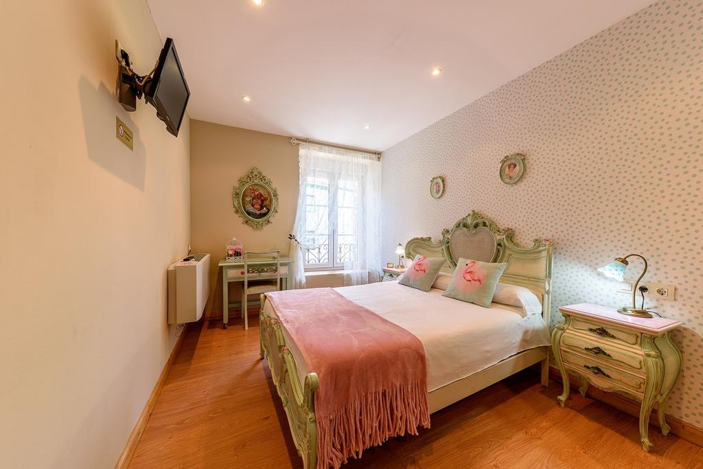 Hosteria Villa De Castro กาสโตร-อูร์เดียเลส ภายนอก รูปภาพ
